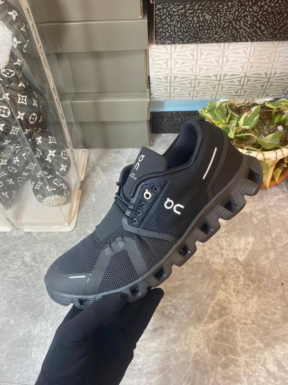 On Cloud 5 WP ‘All Black’🖤
36-45 AVAILABLE 🤩
170 dhs✅

Zain242
♥️♥️♥️
