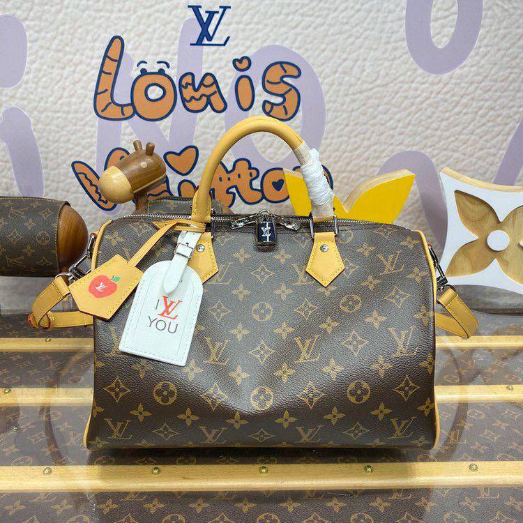 LV - Celine - Goyard - Chanel
Master ++++
For Price 👇 WTSP Text Zain 0568585901

Zain111
♥️♥️♥️