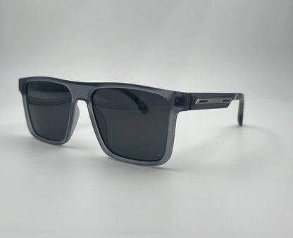 Gucci💥
Sunglasses 🕶️ 
good quality 💯
With master box 🗃️ 
50 dhs❤️

Zain273
♥️♥️♥️