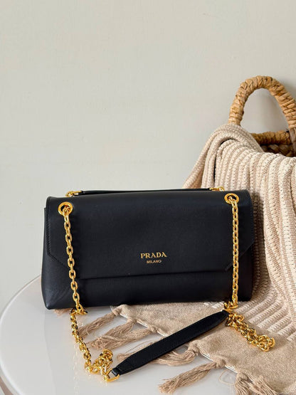 Prada 
Super master quality 
For Price 👇 WhatsApp✅
0568585901 
0507557372
0552275751 Owner Zain 👌

Zain315
♥️♥️♥️