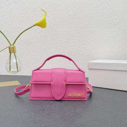 JACQUEMUS 

COPY ONE 

RESTOCK 

WITH BOX 

SMALL SIZE 190 DHS......
(Leather )

Zain295
♥️♥️♥️