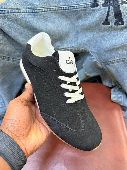 Alo
Size 40-45⚡️
140 dhs💓

Zain183
♥️♥️♥️