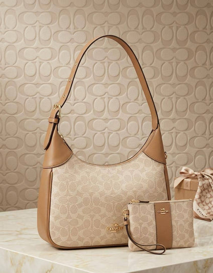 COACH TOTE BAG 🆕
GOOD QUALITY 💫
110 dhs💓
WITH BOX 📦

Zain28
♥️♥️♥️