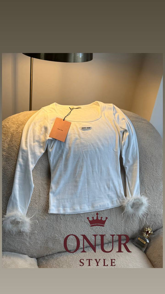 Miu miu

Full cotton

105 dhs

Sizes available 

ONUR Style store

اطلبوها من الوتس المثبت في الأعلى👆🏻👆🏻

تواصلو معنا 👈🏻 Zain 
For order WhatsApp pinned 👆🏻

♥️♥️♥️