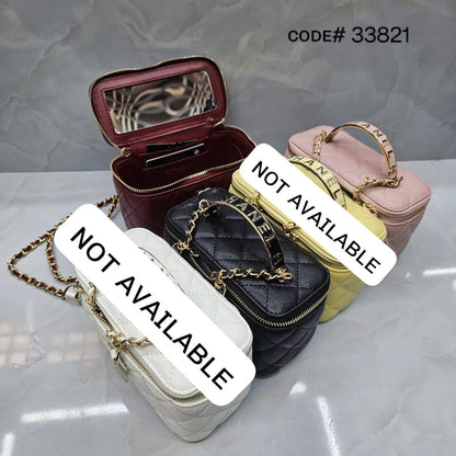 CHANEL ᴠᴀɴɪᴛʏ ᴅʀᴇssᴇʀ
ʜᴀs ᴍɪʀʀᴏʀ ɪɴsɪᴅᴇ
ᴄᴀᴠɪᴀʀ ʟᴇᴀᴛʜᴇʀ ᴍᴀᴛᴇʀɪᴀʟ
ɢᴏʟᴅ ʜᴀʀᴅᴡᴀʀᴇ
sɪᴢᴇ : 17.5 cm

ᴡɪᴛʜ BOX
🎁🎁🎁

90 dhs❣️

Zain31
♥️♥️♥️