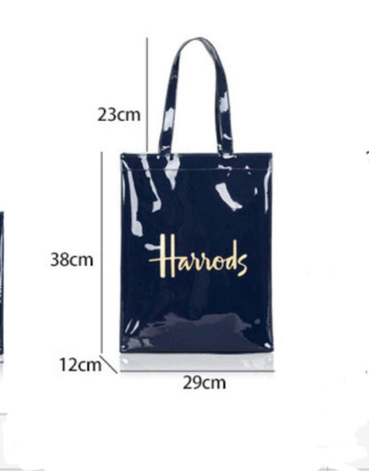 🎉 Offer 🎊 Harrods / Wang
good quality 
Size: 29 ~ 18 *15 cm
50 dhs🪙🖤
Limit Stock

Zain115
♥️♥️♥️