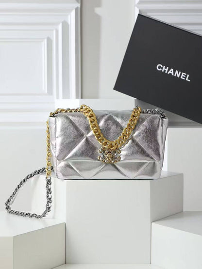 Chanel
Master+++
340 dhs❣️

Zain153
♥️♥️♥️