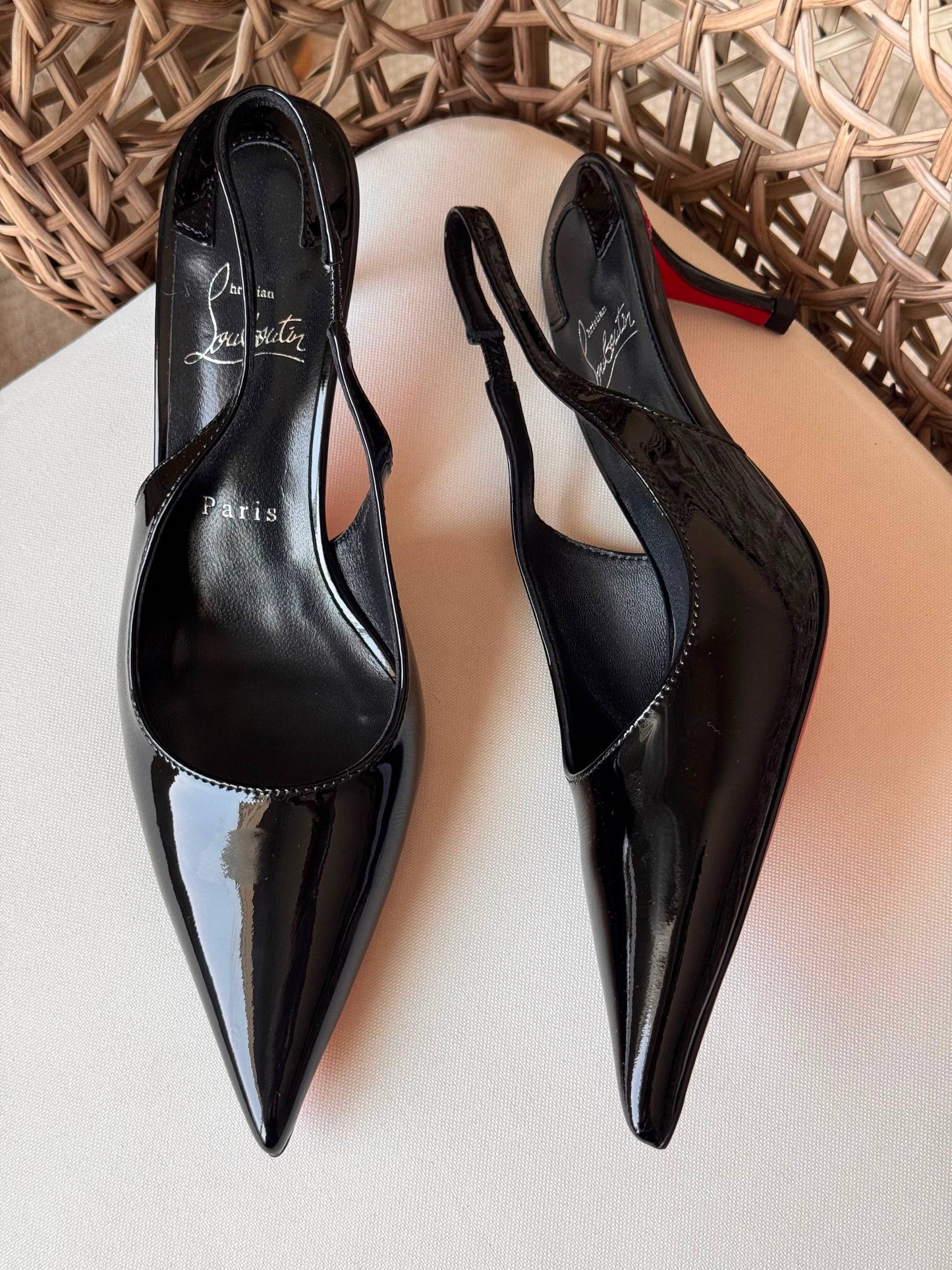 LOUBOTIN
👠 36–41
💎 Premium Quality
🔥 Super Master
450 dhs🇦🇪🇦🇪

Zain198
♥️♥️♥️