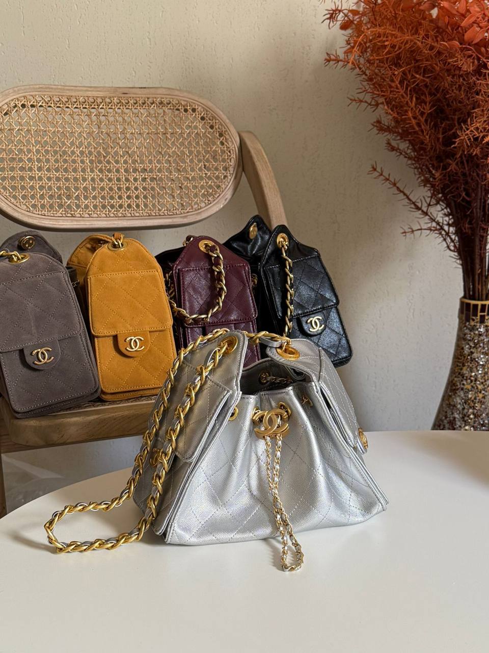 New Collection✨✨✨
CHANEL
22cm
360 dhs🪙💚
Top quality 
With box🎁

Zain167
♥️♥️♥️