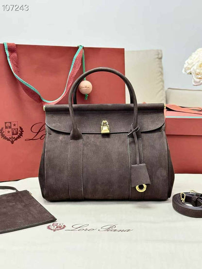 Loro Piana
Super Master 💓💓
For Price 👇 WhatsApp✅
0568585901 
0507557372
0552275751 Owner Zain 👌

Zain334
♥️♥️♥️
