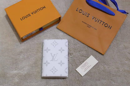 LV Wallet 
Master Quality
110 dhs💓

Zain33
♥️♥️♥️