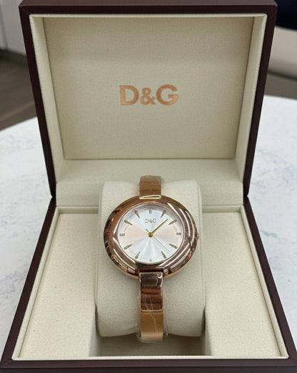 D&G  🆕 LADIES 
GOOD QUALITY 💯
60 dhs🪙💚

Zain133
♥️♥️♥️