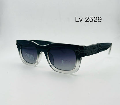 Lv
Sunglasses 🕶️ 
good quality 💯
With master box 🗃️ 
50 dhs🌺

Zain273
♥️♥️♥️