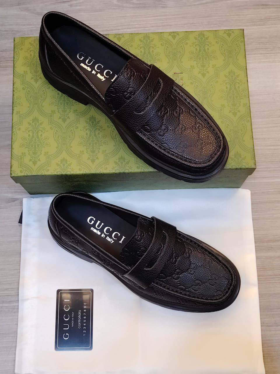 Dior   Prada   Gucci Valentino LV
 Good Quality, 
Size 40To 45
190 dhs✅

Zain16
♥️♥️♥️