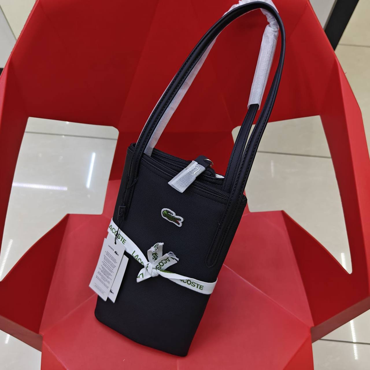 Lacoste 
55 dhs🪙🖤
🐊🐊🐊🐊🐊🐊

Zain235
♥️♥️♥️