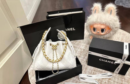 CHANEL
120 dhs✅
with box

Zain90
♥️♥️♥️