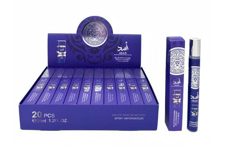 Perfume box

20 pc inside

80 dhs 

full box🎁🎁🎁

Zain254
♥️♥️♥️