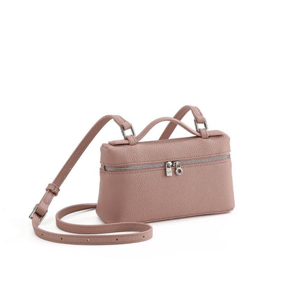 عLoro piana 
Best quality

 with box 🎁🎁🎁

80 dhs✅
size 19CM

Zain290
♥️♥️♥️