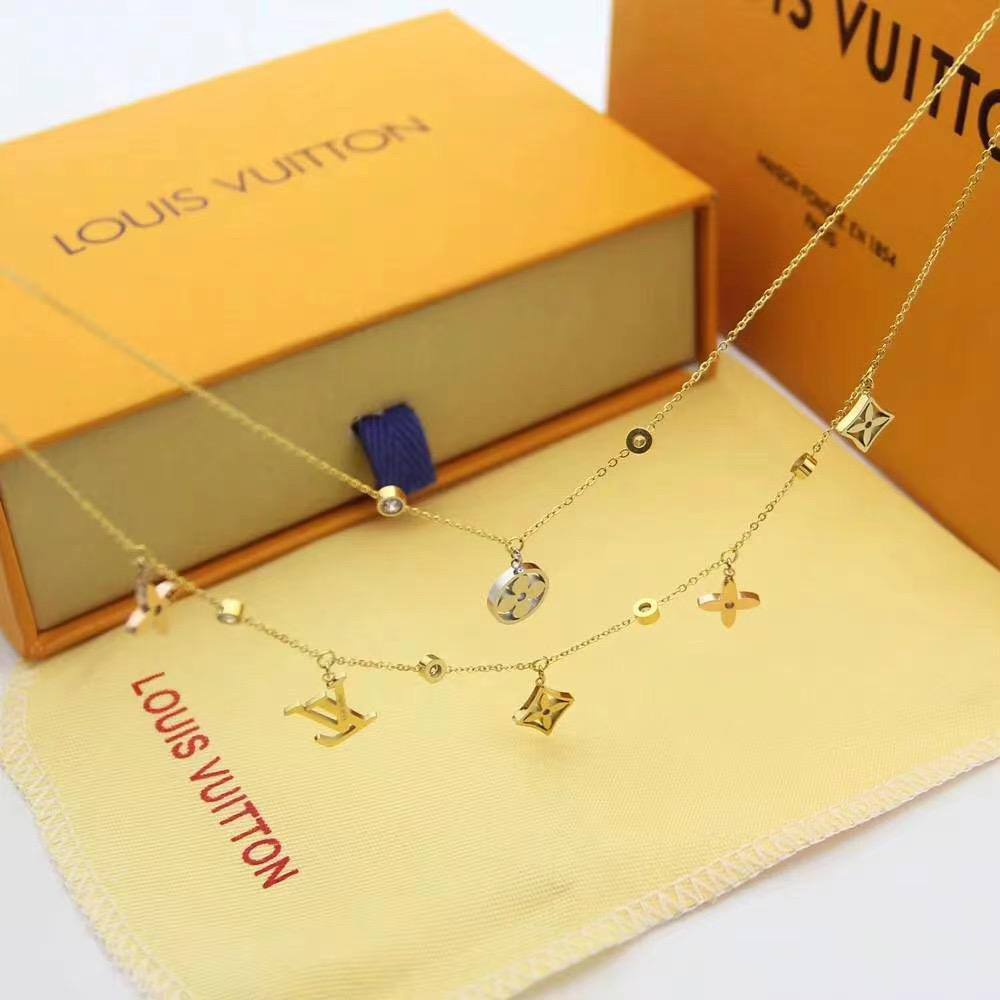 LV
NECKLACE* 🔅

65 dhs❤️
   _*Each*_

Zain89
♥️♥️♥️