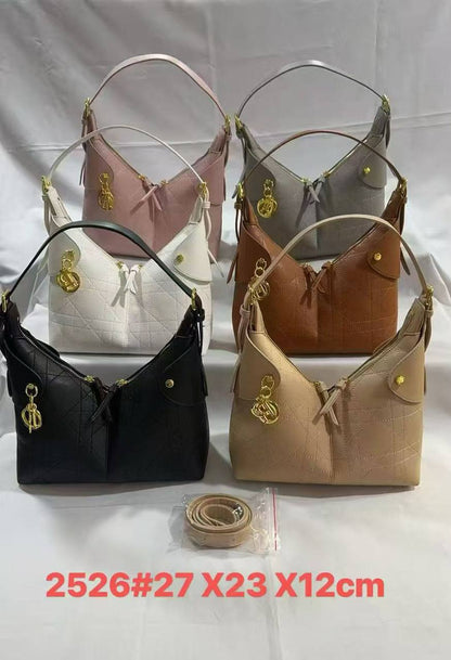 DIOR
27cm
100 dhs✅

Zain44
♥️♥️♥️