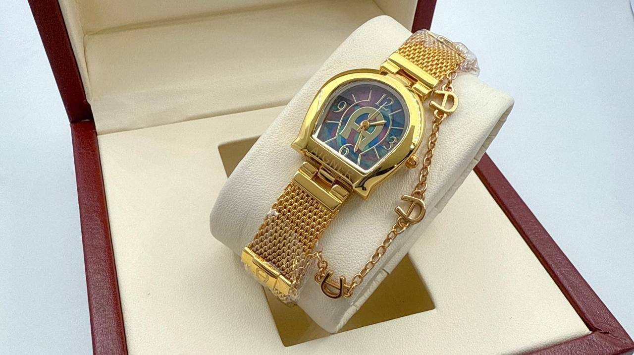 Aigner
Ladies watches
65 dhs🪙

Zain45
♥️♥️♥️