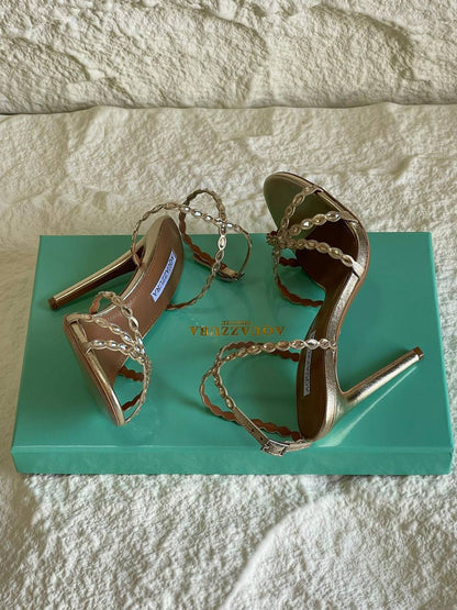 AQUAZZURA
SuperMaster Quality 💯
450 dhs🇦🇪
Size: 36-41💥

Zain198
Zain171
♥️♥️♥️