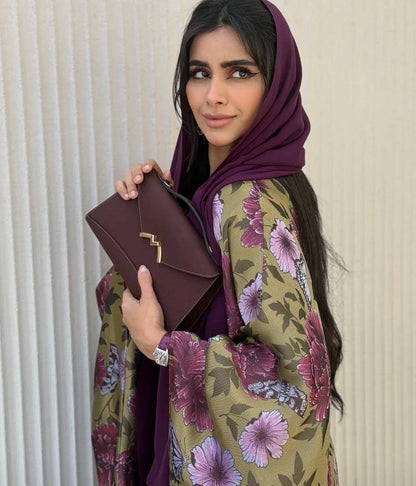 Moynat

90 dhs

with box
🎁🎁🎁

size 26×5×17cm

Zain213
♥️♥️♥️