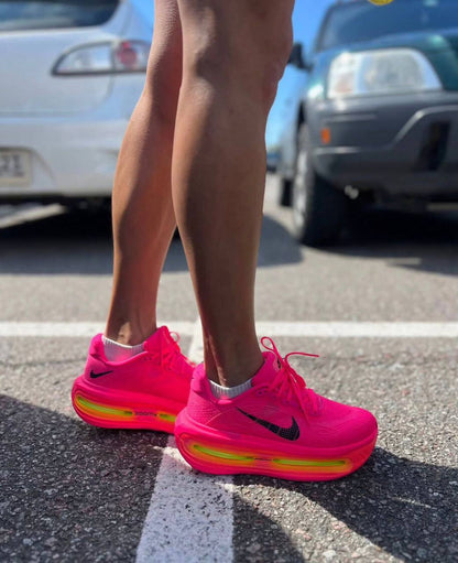 Nike Vomero Premium
Hyper Pink，
Size 36-45 ，
250 dhs✅

Zain18
♥️♥️♥️