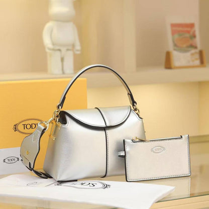 TODS

105 dhs🇦🇪🇦🇪

 each with box

Zain26
♥️♥️♥️