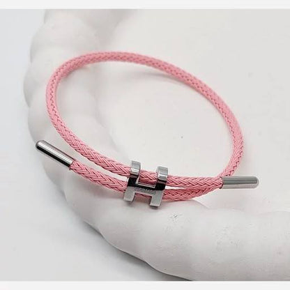 Hermes
Good quality 
Bracelet 
With black boxes
20 dhs🇦🇪🇦🇪

With normal boxes and 
Paper bag
30 dhs🇦🇪🇦🇪

With original boxes
40 dhs🇦🇪🇦🇪

Zain216
♥️♥️♥️