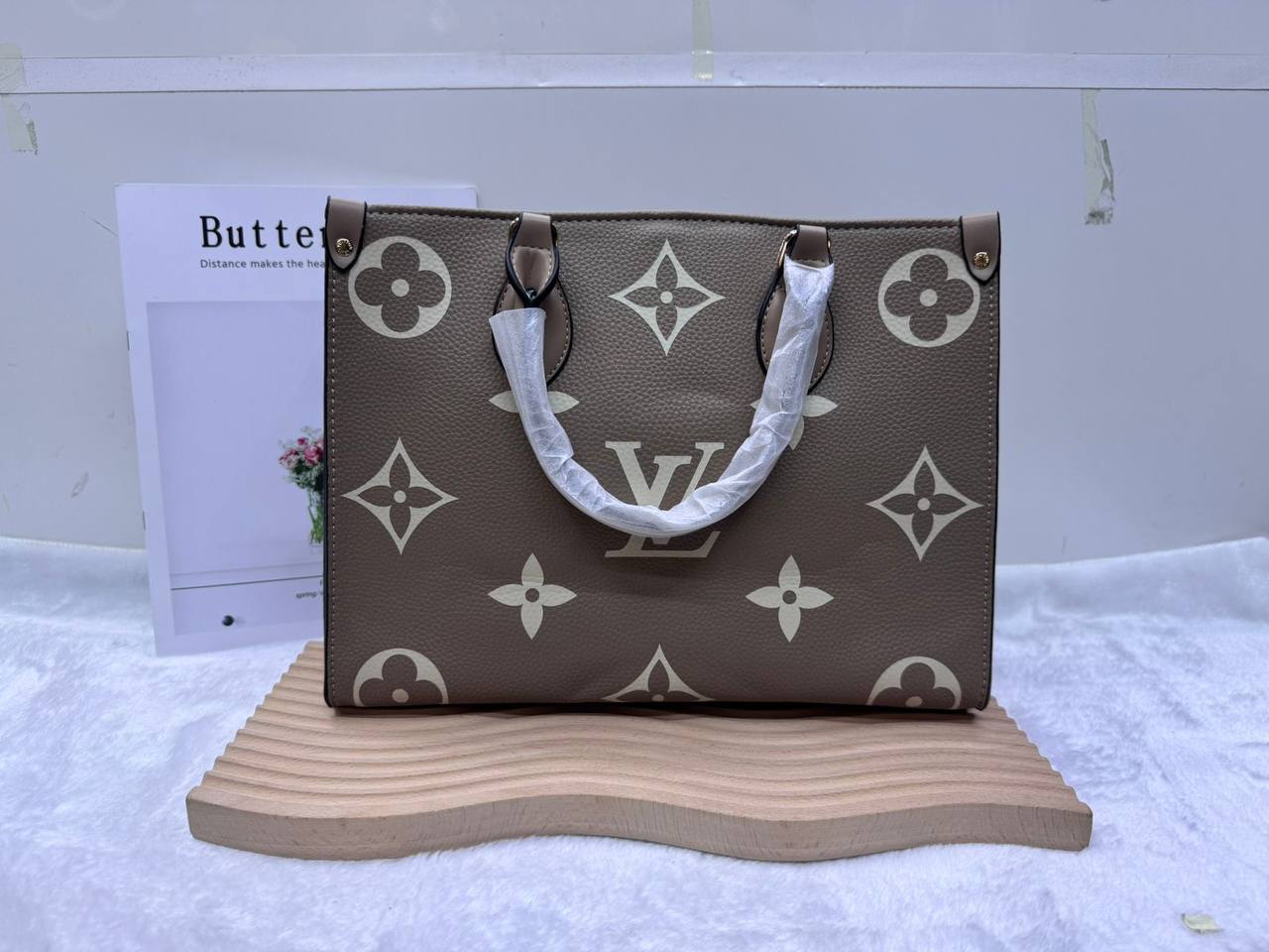 LV
110 dhs🪙🌨️

Zain114
♥️♥️♥️