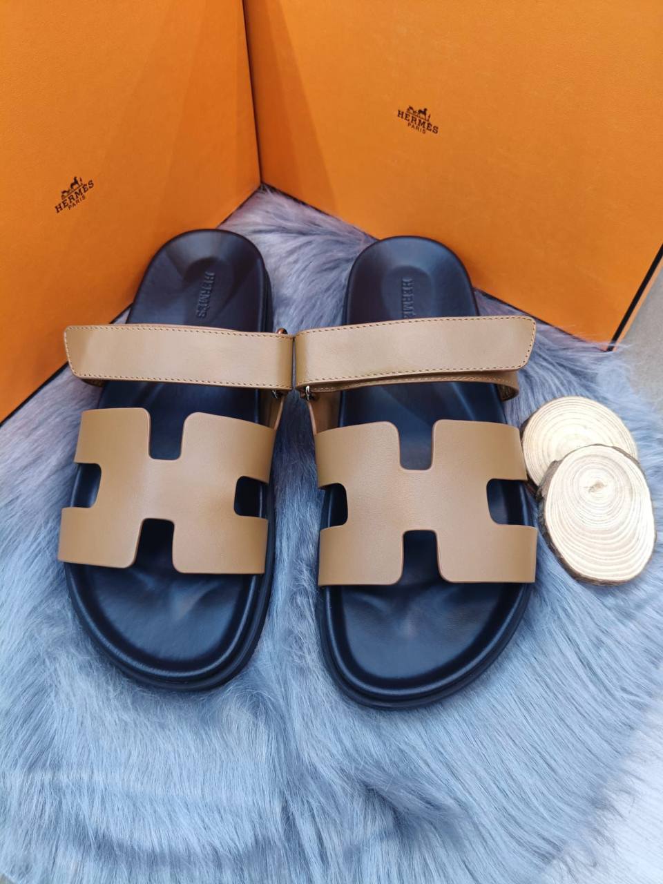 Hermes
*master quality*🌸
*size: 36 to 44*🌸
260 dhs✅

Zain119
♥️♥️♥️