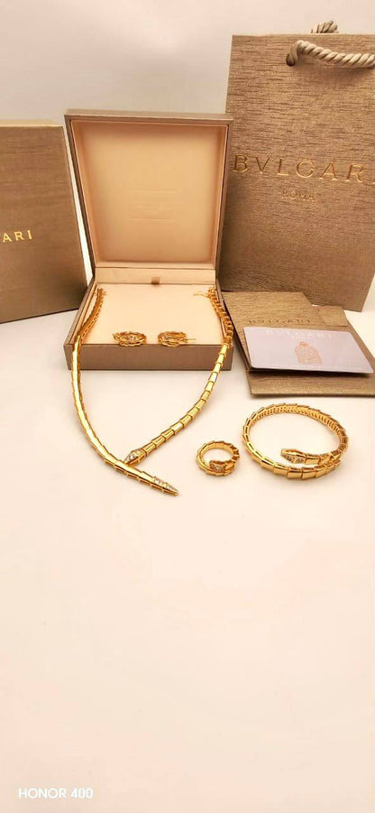 Bvlgari set

200 dhs🇦🇪🇦🇪

Zain122
♥️♥️♥️