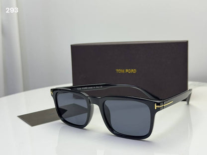 TomFord

55 DHS🇦🇪🇦🇪🇦🇪

Good quality 

Zain182
♥️♥️♥️