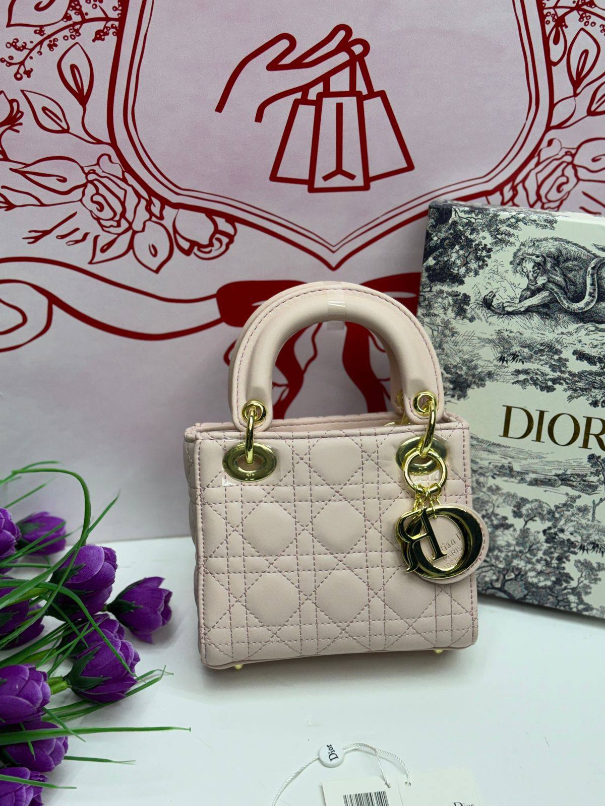 Dior

110 dhs❣️

with box
🎁🎁🎁

Zain177
♥️♥️♥️
