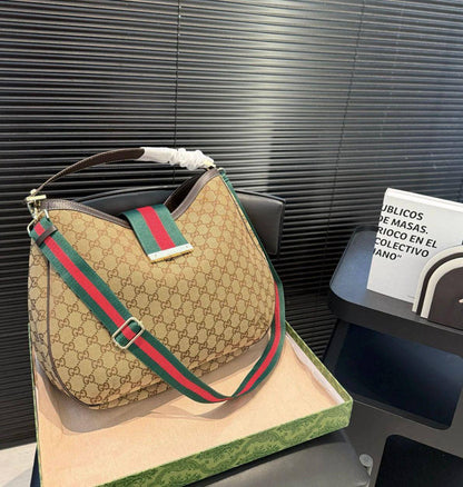 GUCCI 

COPY ONE 
RESTOCK 

170 DHS🇦🇪🇦🇪

Zain295
♥️♥️♥️
