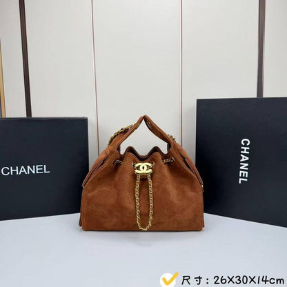 Chanel 
Master
300 dhs🪙🌨️
#25cm❤️

Zain228
♥️♥️♥️