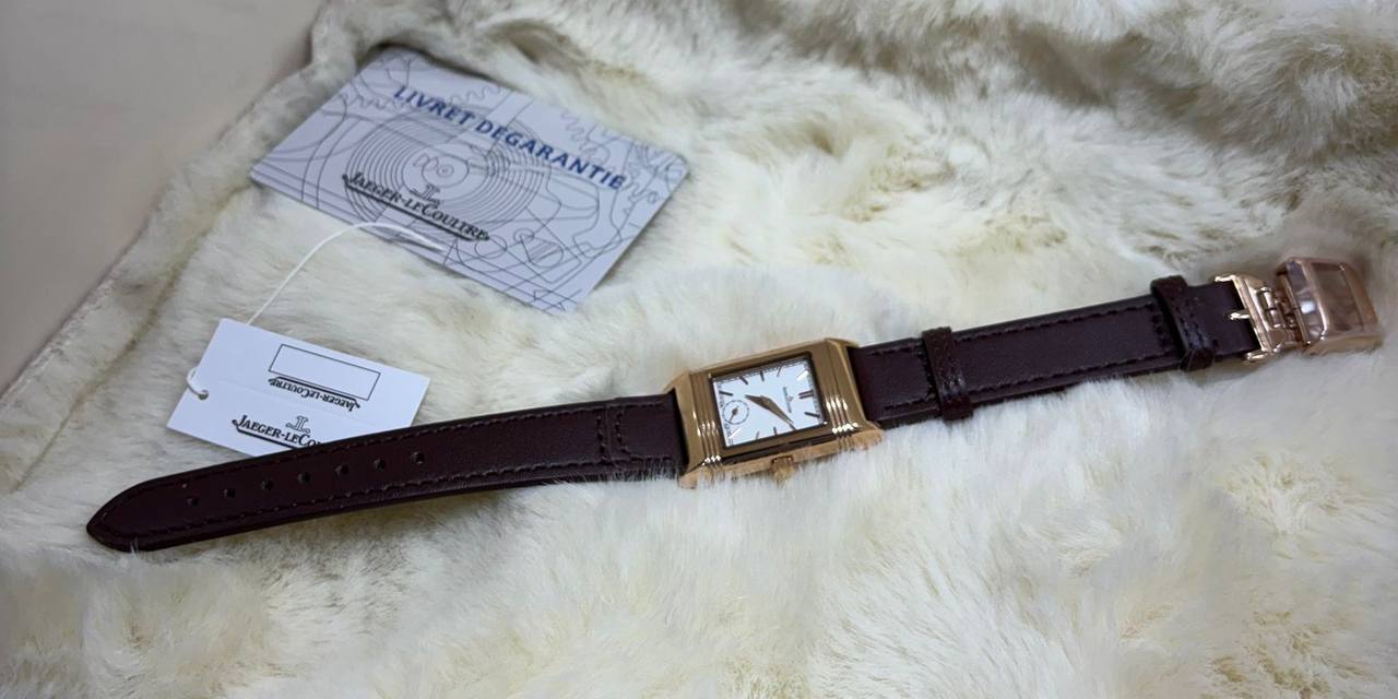 Jaeger LeCoultre
_*Men's*_
_MASTER QUALITY_

410 dhs💓

Zain108
♥️♥️♥️