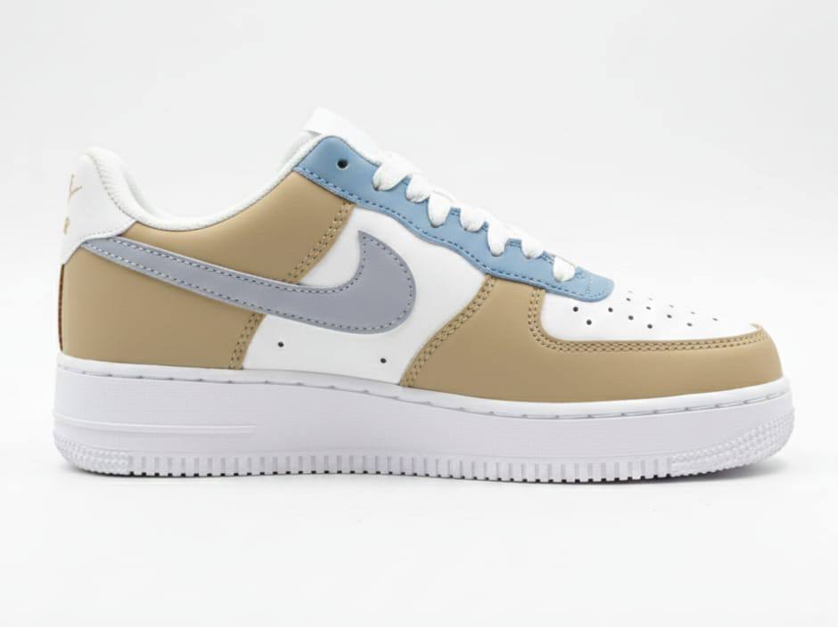 Nike
Size 40 to 45 
95 dhs

Zain27
♥️♥️♥️