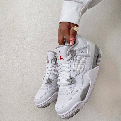 Air Jordan 4 Retro ‘White Oreo’⬜️
Jd-051 36-45 AVAILABLE 🤩
We make discounts 
200 dhs🇦🇪🇦🇪

Zain242
♥️♥️♥️
