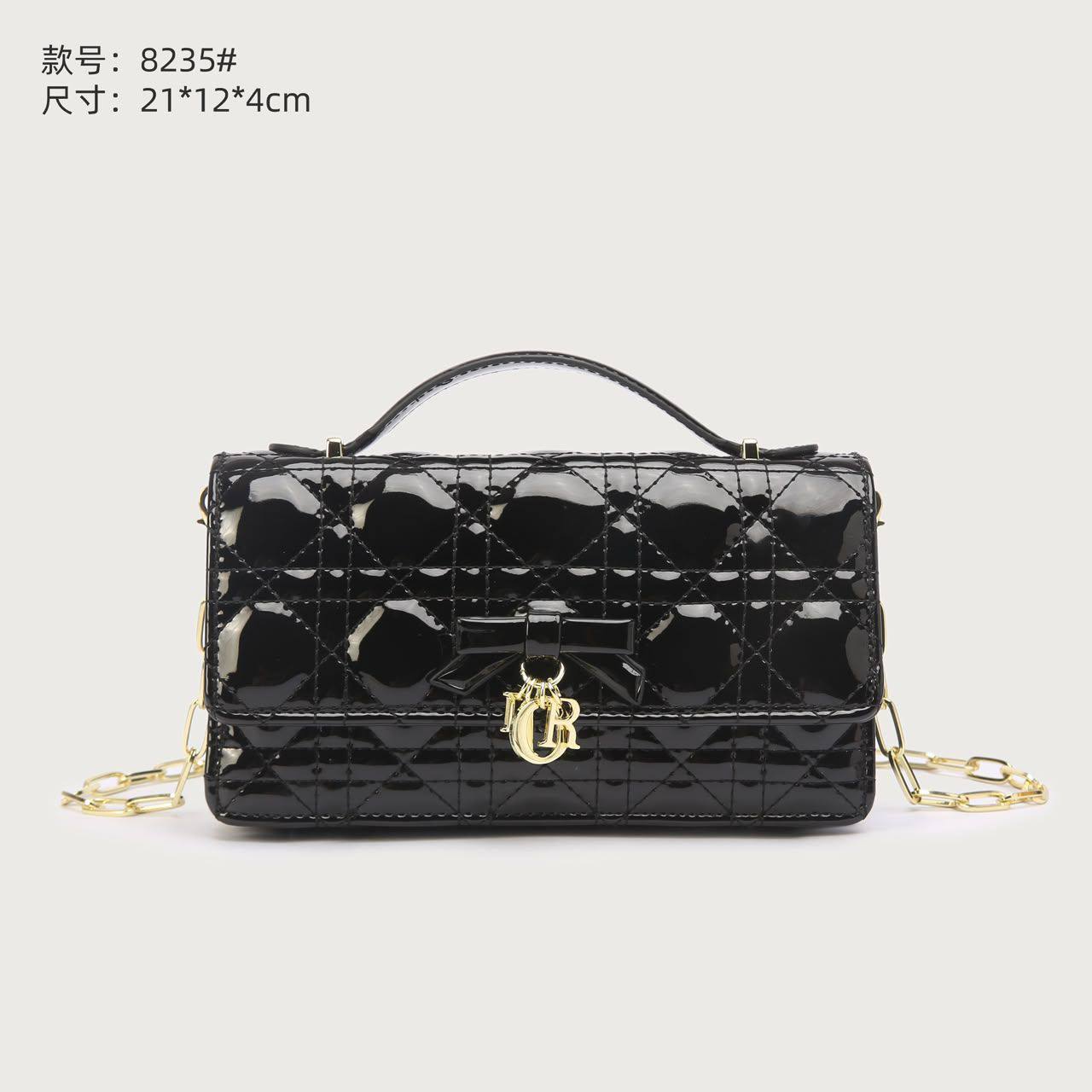 Dior  
120 dhs💓
with box 
🎁🎁🎁

Good quality 

Zain253
♥️♥️♥️