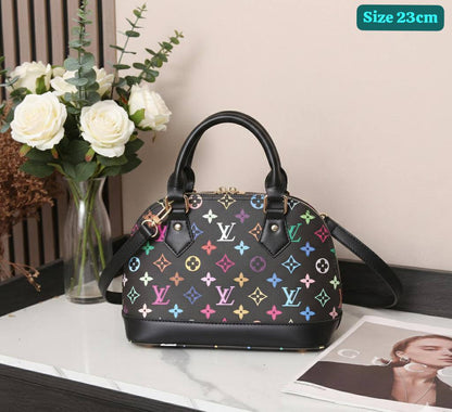LV
Good quality 
with box 
🎁🎁🎁

105 dhs🪙💚

Zain186