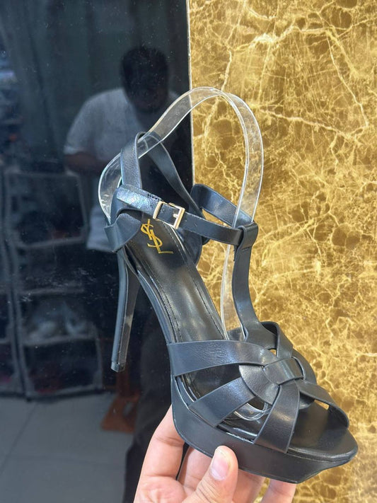 YSL 

Size 36 to 41

120 dhs🌺

Zain146