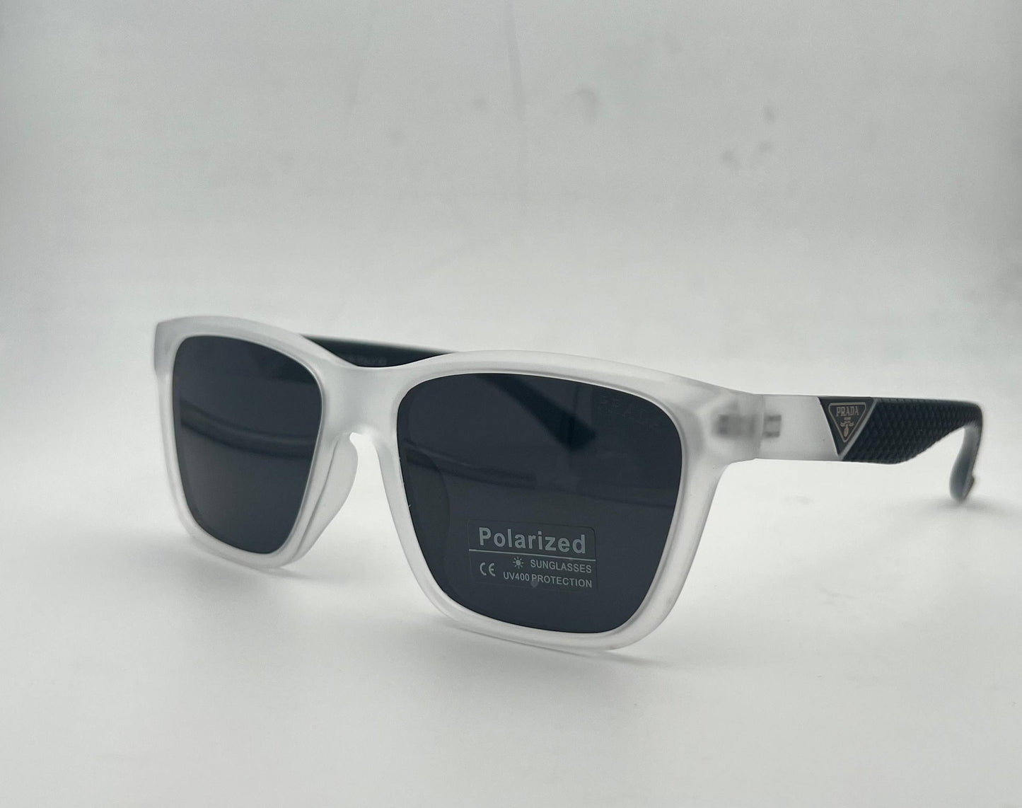 PRADA💥
Sunglasses 🕶️ 
Good quality 💯 
Master box 🗃️ 
50 dhs🌺

Zain273
♥️♥️♥️