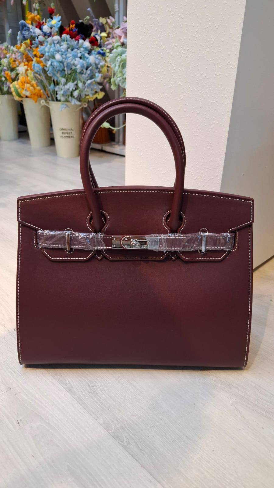 HERMES 
New material 
30cm
115 dhs🪙🌨️

Zain44
♥️♥️♥️