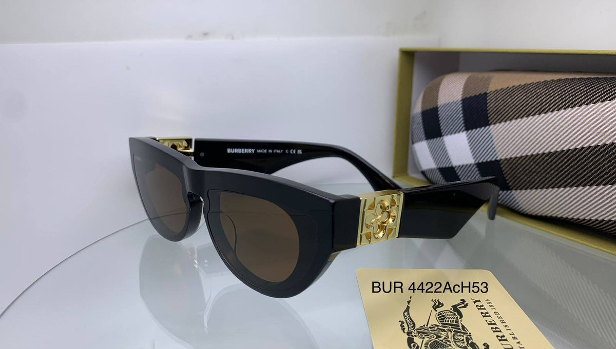 ladies sunglasses

Super master quality 
200 dhs🇦🇪🇦🇪

Zain126
♥️♥️♥️