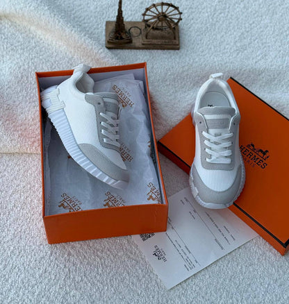 New hermes
Shoes for lady 
Size. 36 to 41. 
130 dhs🪙🌨️

Zain80
♥️♥️♥️
