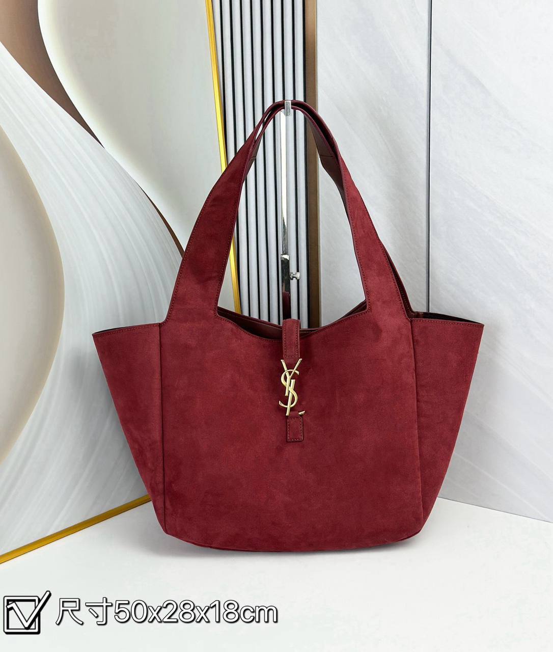 YSL Master 
350 dhs🪙💕
Suede material 
#50cm

Zain228
♥️♥️♥️