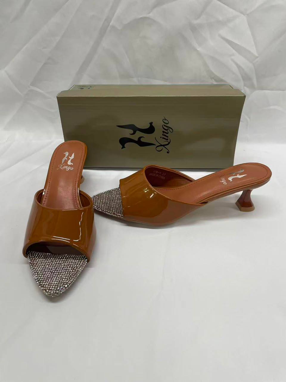 Gina
75 dhs🇦🇪🇦🇪
size 36 to 41

Zain161
♥️♥️♥️