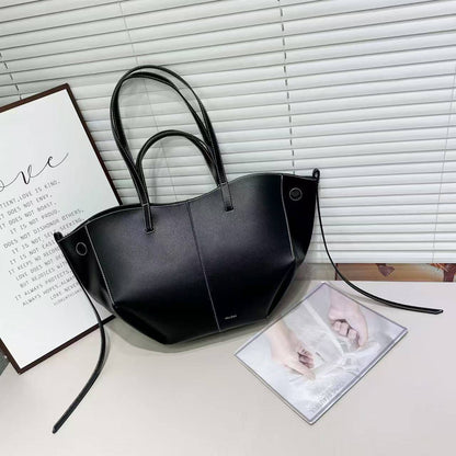 Polene
110 dhs🪙💚

Zain50
♥️♥️♥️